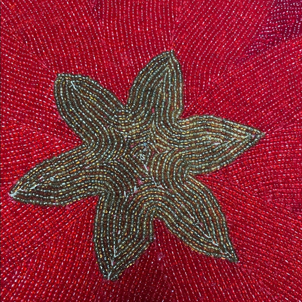 Living Quarters Glass Beaded Red Poinsettia Centerpiece Charger Placemat 15" - Picture 3 of 10
